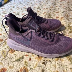 Nike Plum Running Shoes
